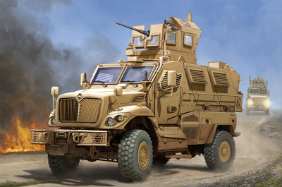 00931 US MaxxPro MRAP Trumpeter 1:16