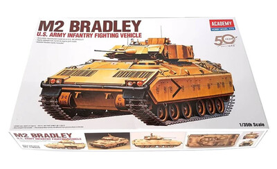 M2 Bradley - 13237 Academy 1:35