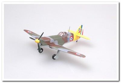 Девуатин D.520 (s/n 343 GC I/3, Armee de l'Air) истребитель июнь 1940 г 36335 Easy Model 1:72