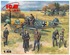 Bf 109F-2 с лётчиками и наземным персоналом - 48803 ICM 1:48