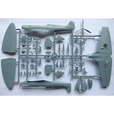 Spitfire PR Mk.IV высотный фоторазведчик - SW72043 Sword 1:72